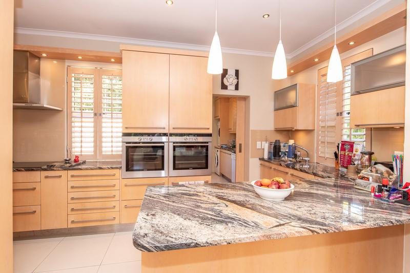 3 Bedroom Property for Sale in Constantia Hill Estate Western Cape